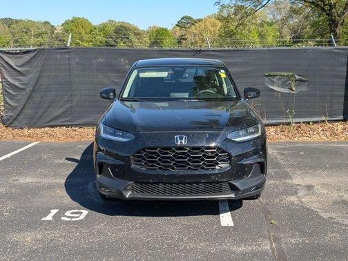 Crystal Black Pearl 2025 Honda HR-V LX