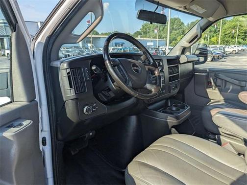 2020 GMC Savana 2500 Work Van
