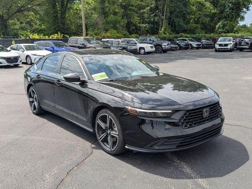Crystal Black Pearl 2024 Honda Accord Hybrid Sport