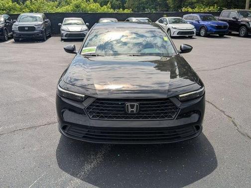 Crystal Black Pearl 2024 Honda Accord Hybrid Sport