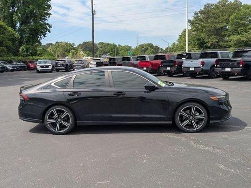 Crystal Black Pearl 2024 Honda Accord Hybrid Sport