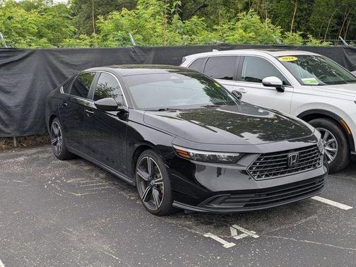 Crystal Black Pearl 2024 Honda Accord Hybrid Sport