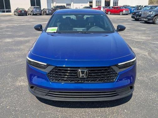 Still Night Pearl 2024 Honda Accord Hybrid Sport