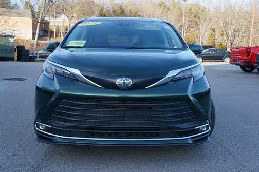 Cypress 2024 Toyota Sienna XLE