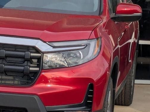 Radiant Red Metallic II 2026 Honda Ridgeline RTL