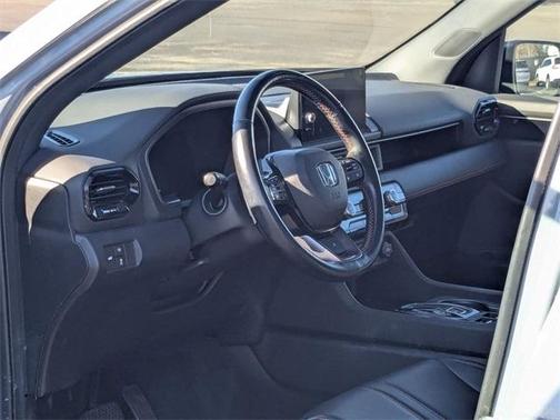 2023 Honda Pilot TrailSport