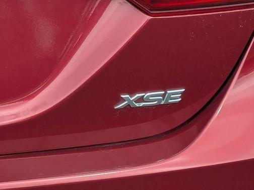 Ruby Flare Pearl 2018 Toyota Camry XSE