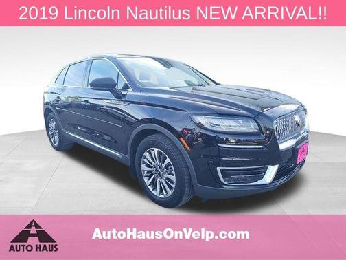Black Metallic 2019 Lincoln Nautilus Select