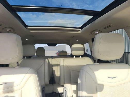 2022 Cadillac XT6 Premium Luxury AWD