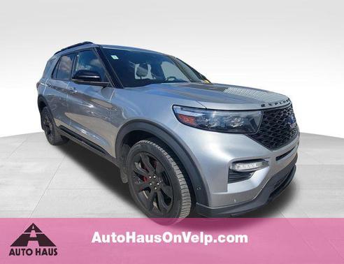 Iconic Silver Metallic 2020 Ford Explorer ST