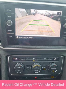 Silver Metallic 2021 Volkswagen Atlas 3.6L SE w/Technology