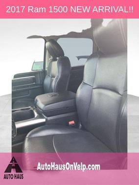 Brilliant Black Crystal Pearlcoat 2017 RAM 1500 Night Crew Cab 4x4 5'7' Box