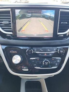 Ceramic Gray Clearcoat 2023 Chrysler Pacifica Touring L