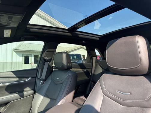 2021 Cadillac XT5 Sport