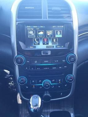 2015 Chevrolet Malibu 2LT