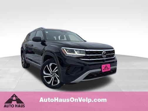Deep Black Pearl 2021 Volkswagen Atlas SEL Premium