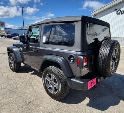 Granite Crystal Metallic Clearcoat 2022 Jeep Wrangler Sport S