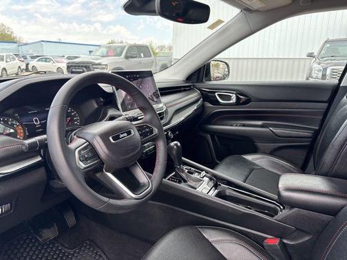 Sting-Gray Clearcoat 2022 Jeep Compass Trailhawk