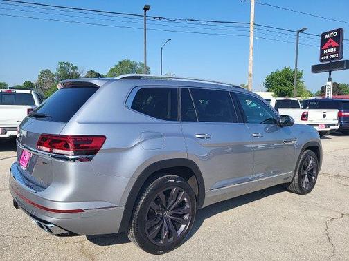 2022 Volkswagen Atlas 3.6L SEL Premium