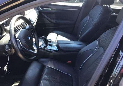 Black Sapphire Metallic 2023 BMW 530 i xDrive