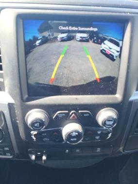 Diamond Black Crystal Pearlcoat 2021 RAM 1500 Classic SLT