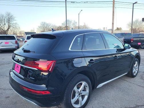 2023 Audi Q5 40 Premium
