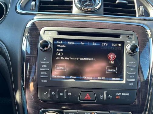Photo 3 of 28 of 2017 Buick Enclave Premium