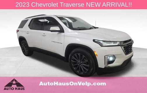 Summit White 2023 Chevrolet Traverse RS