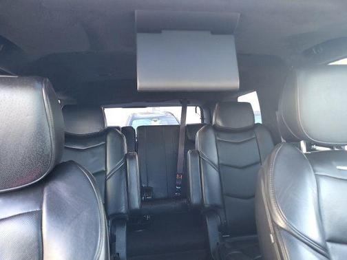 2016 Cadillac Escalade Platinum