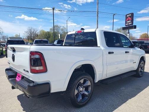 Bright White Clearcoat 2023 RAM 1500 Big Horn/Lone Star