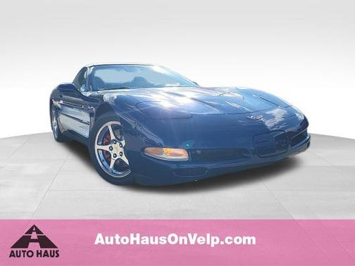 2004 Chevrolet Corvette Base