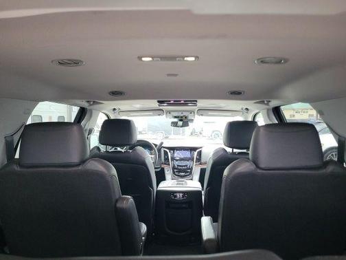 2020 Cadillac Escalade Sport
