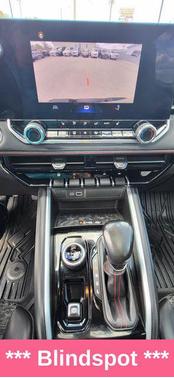 Sand Dune Metallic 2023 Chevrolet Colorado Z71