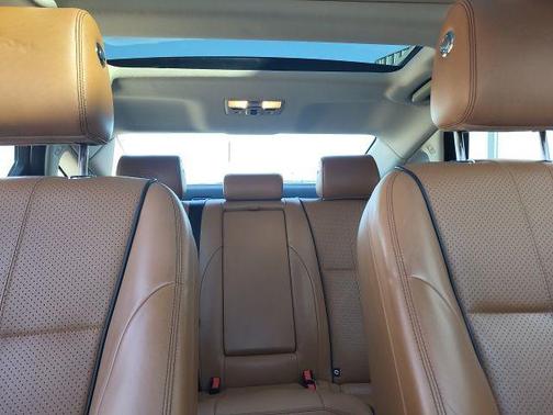 2016 Jaguar XJ XJ R-Sport