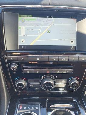 2016 Jaguar XJ XJ R-Sport