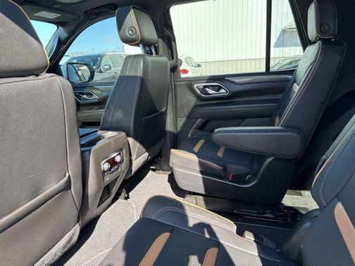 2022 GMC Yukon 4WD AT4