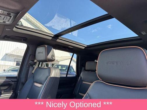 2022 GMC Yukon 4WD AT4