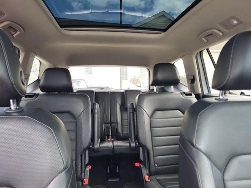 2019 Volkswagen Atlas 3.6L SEL Premium