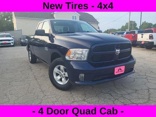 True Blue Pearlcoat 2018 RAM 1500 Express