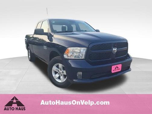 True Blue Pearlcoat 2018 RAM 1500 Express
