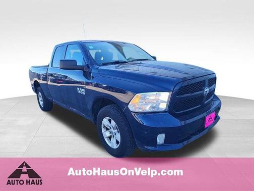 True Blue Pearlcoat 2018 RAM 1500 Express