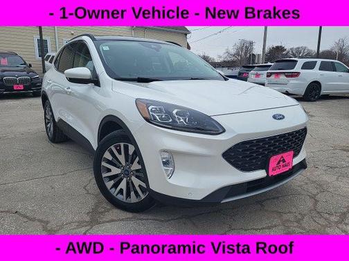 2022 Ford Escape Titanium