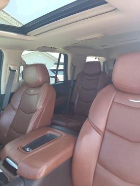 2020 Cadillac Escalade Luxury