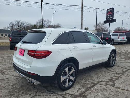 2019 Mercedes-Benz GLC 300 4MATIC