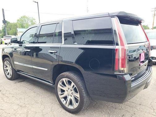 2016 Cadillac Escalade Premium