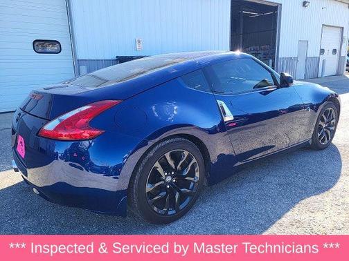 2016 Nissan 370Z Base