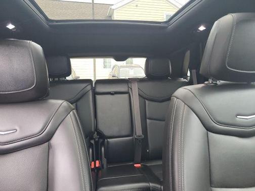 2022 Cadillac XT5 Sport