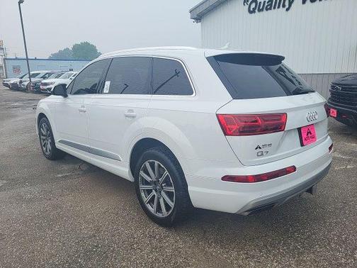 Glacier White 2018 Audi Q7 3.0T Premium Plus