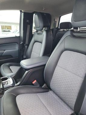 Summit White 2017 Chevrolet Colorado Z71
