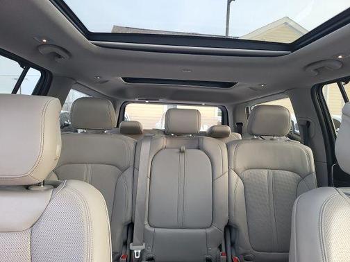 2022 Jeep Wagoneer Series III 4x4